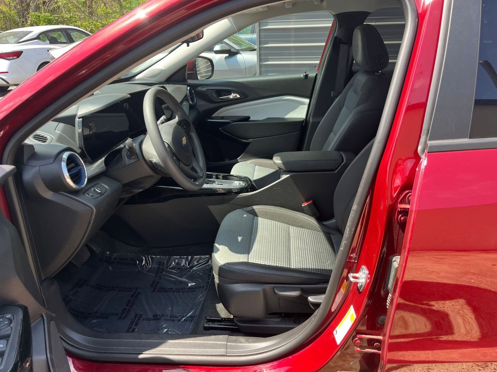 Thumbnail: 2025 Chevrolet Trax - 22