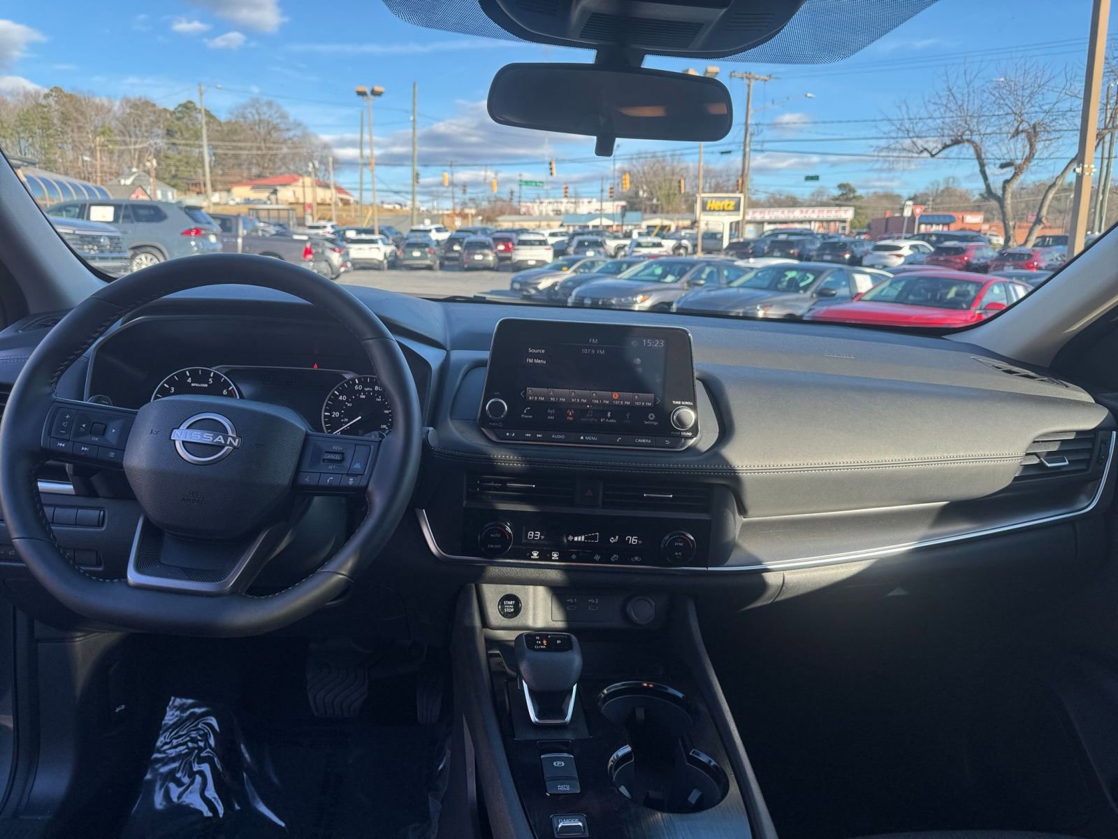 Thumbnail: 2025 Nissan Rogue - 27