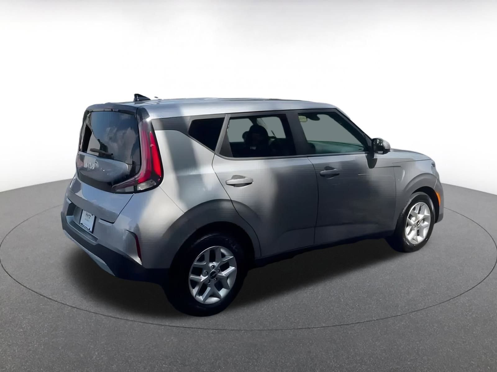 Thumbnail: 2023 Kia Soul - 15