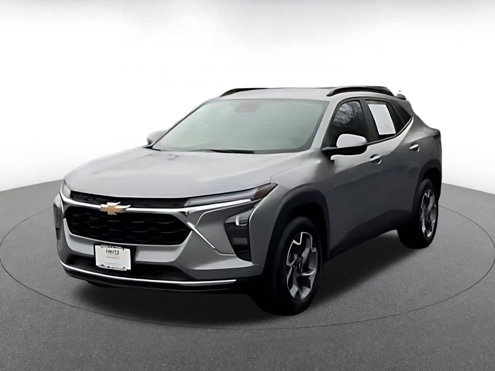 Thumbnail: 2025 Chevrolet Trax - 4