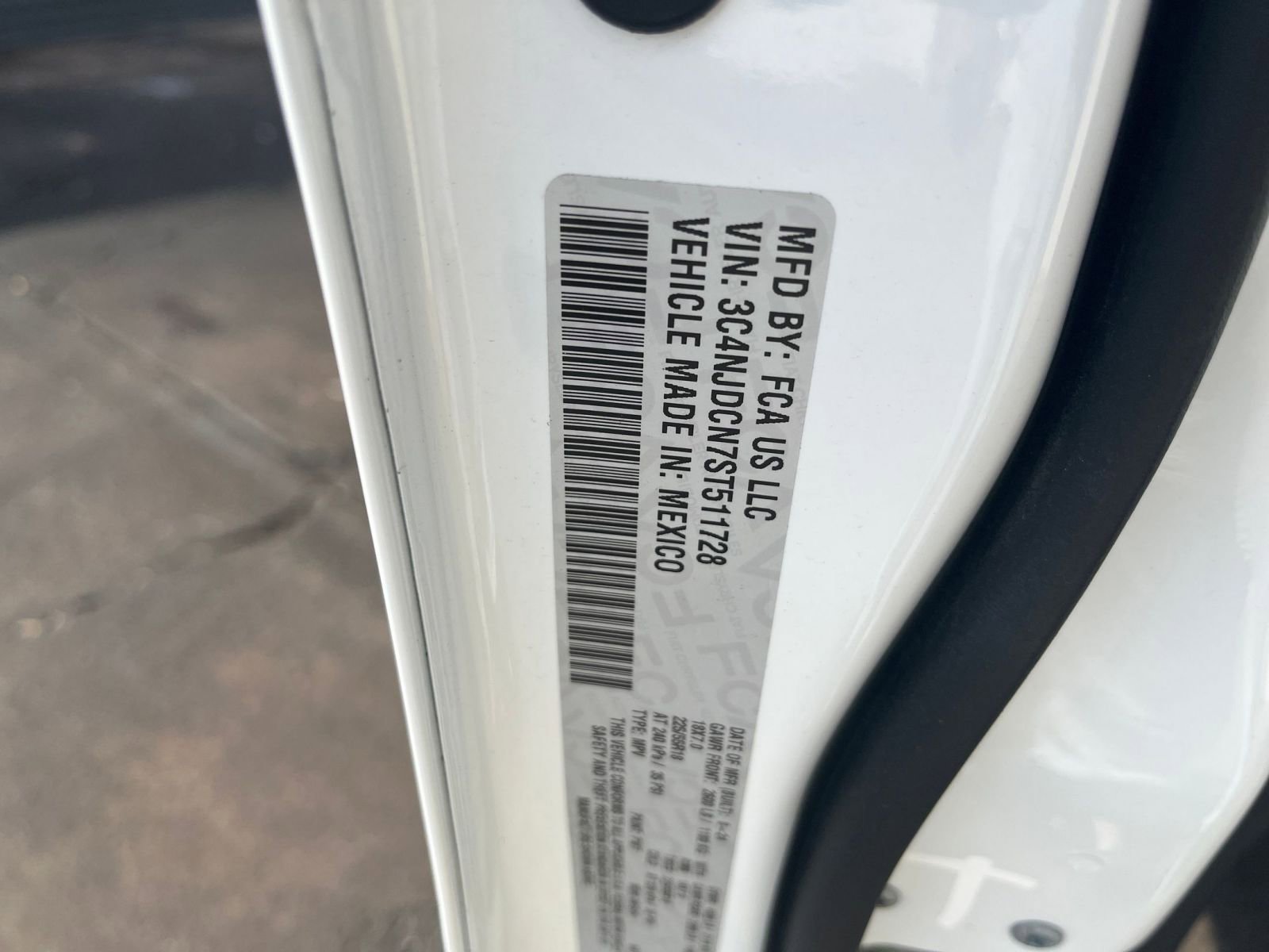 Thumbnail: 2025 Jeep Compass - 23