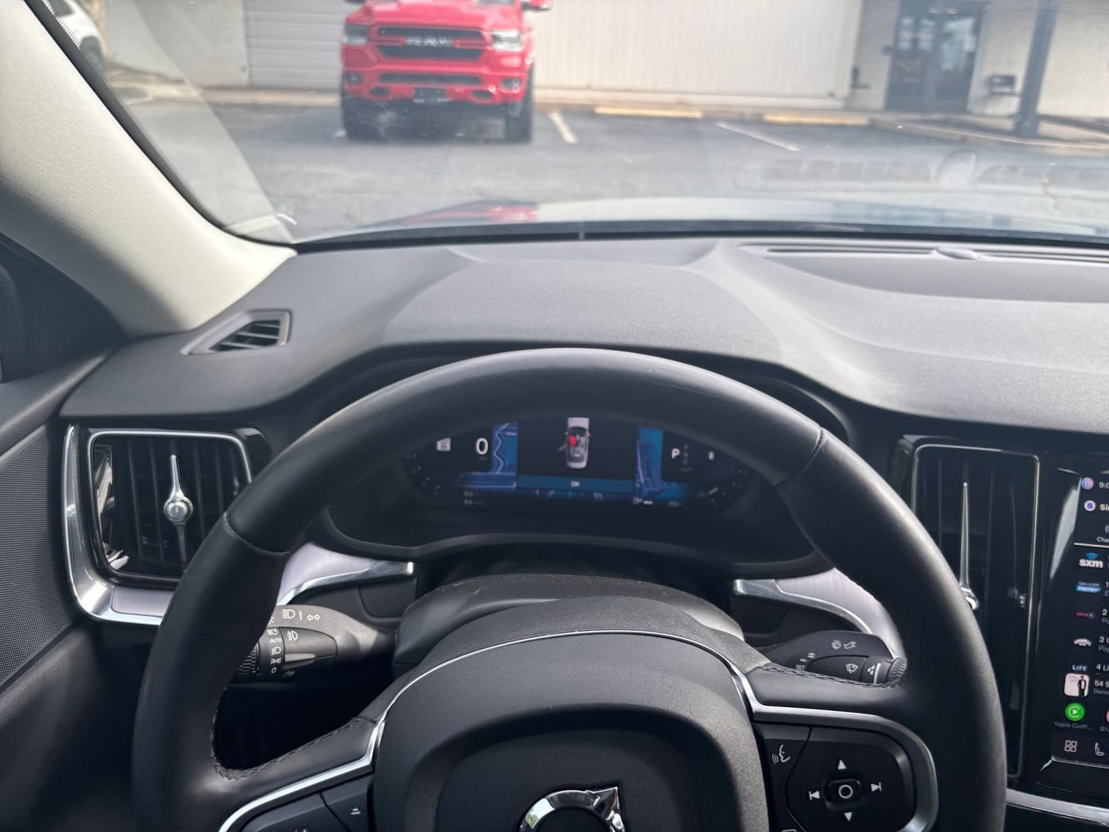 Thumbnail: 2024 Volvo S60 - 31