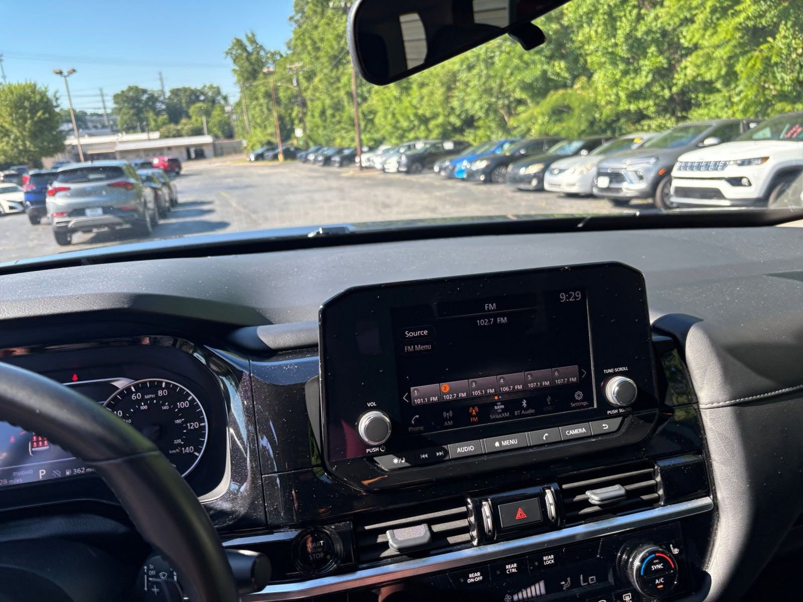 Thumbnail: 2025 Nissan Pathfinder - 17