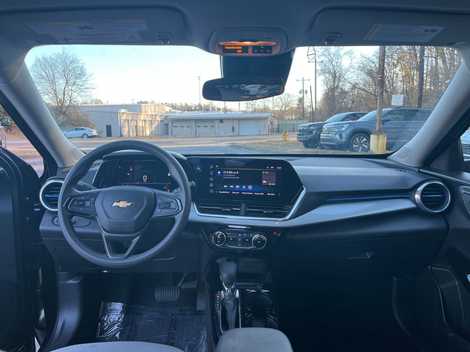 Thumbnail: 2025 Chevrolet Trax - 27