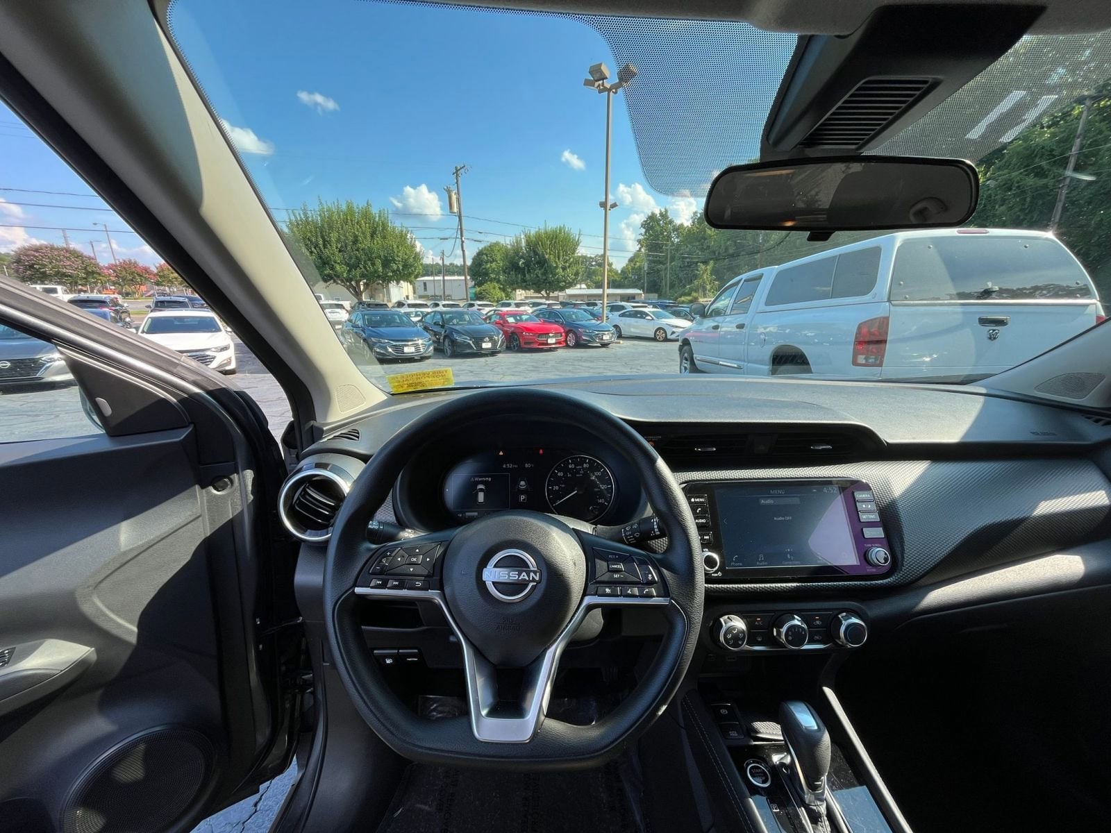 Thumbnail: 2024 Nissan Kicks - 30