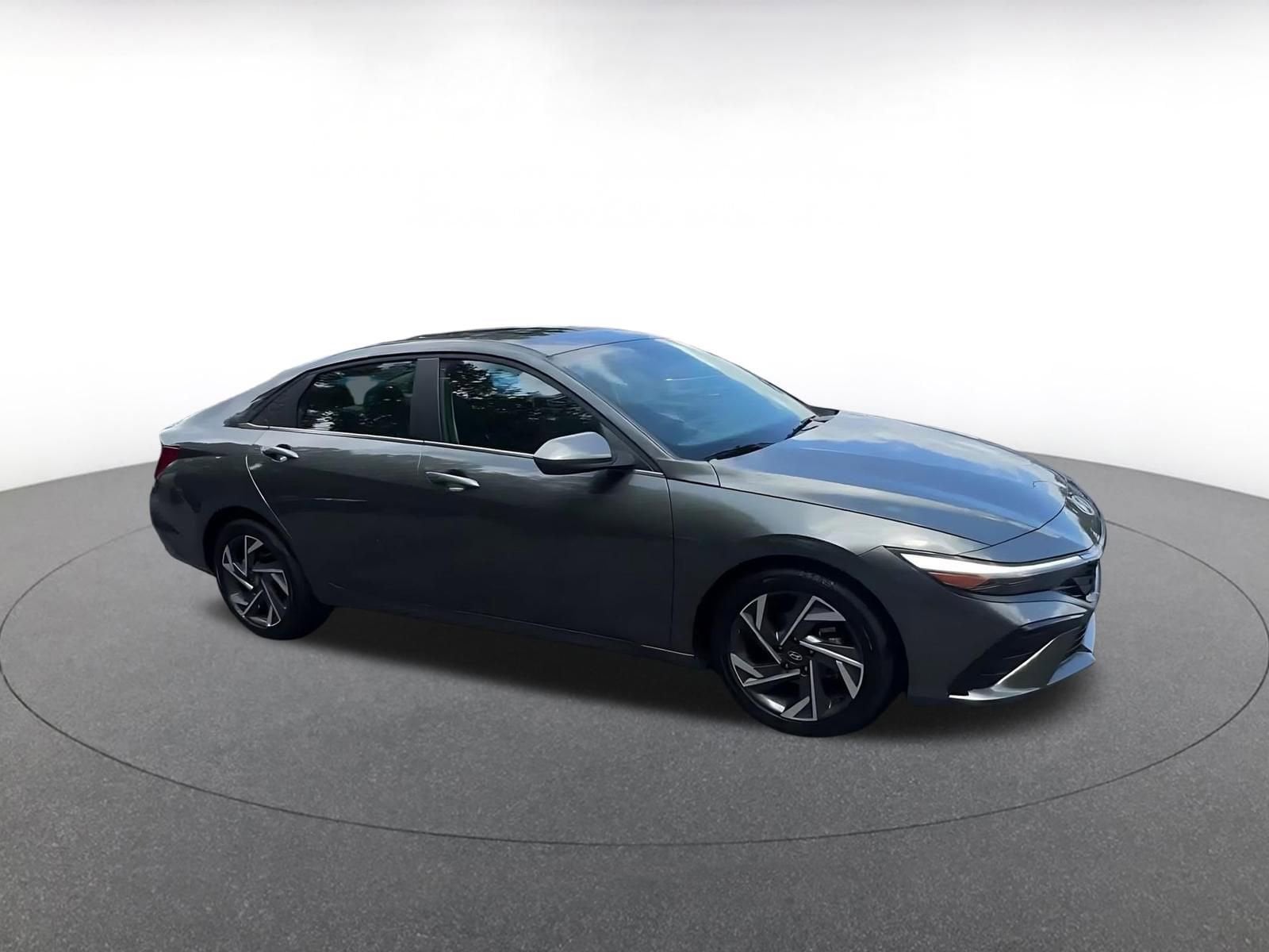 Thumbnail: 2025 Hyundai Elantra - 2