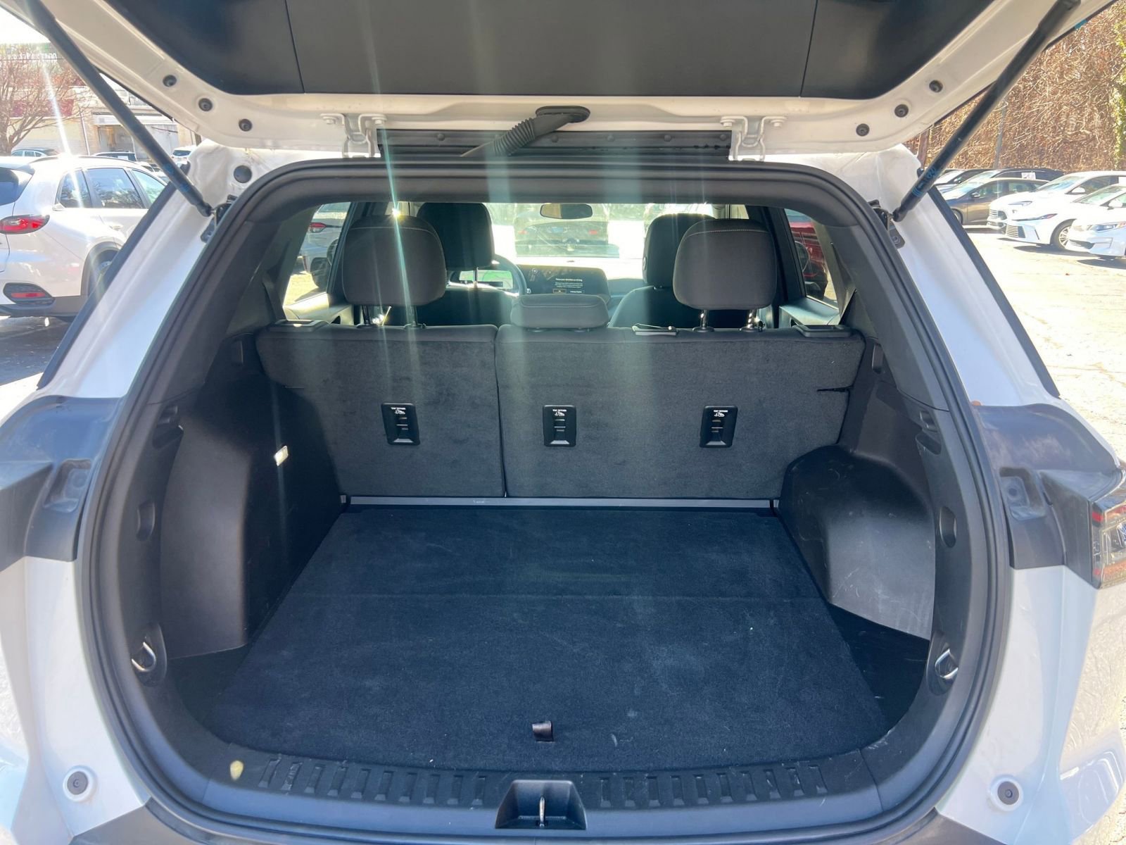 Thumbnail: 2025 Chevrolet Equinox - 24