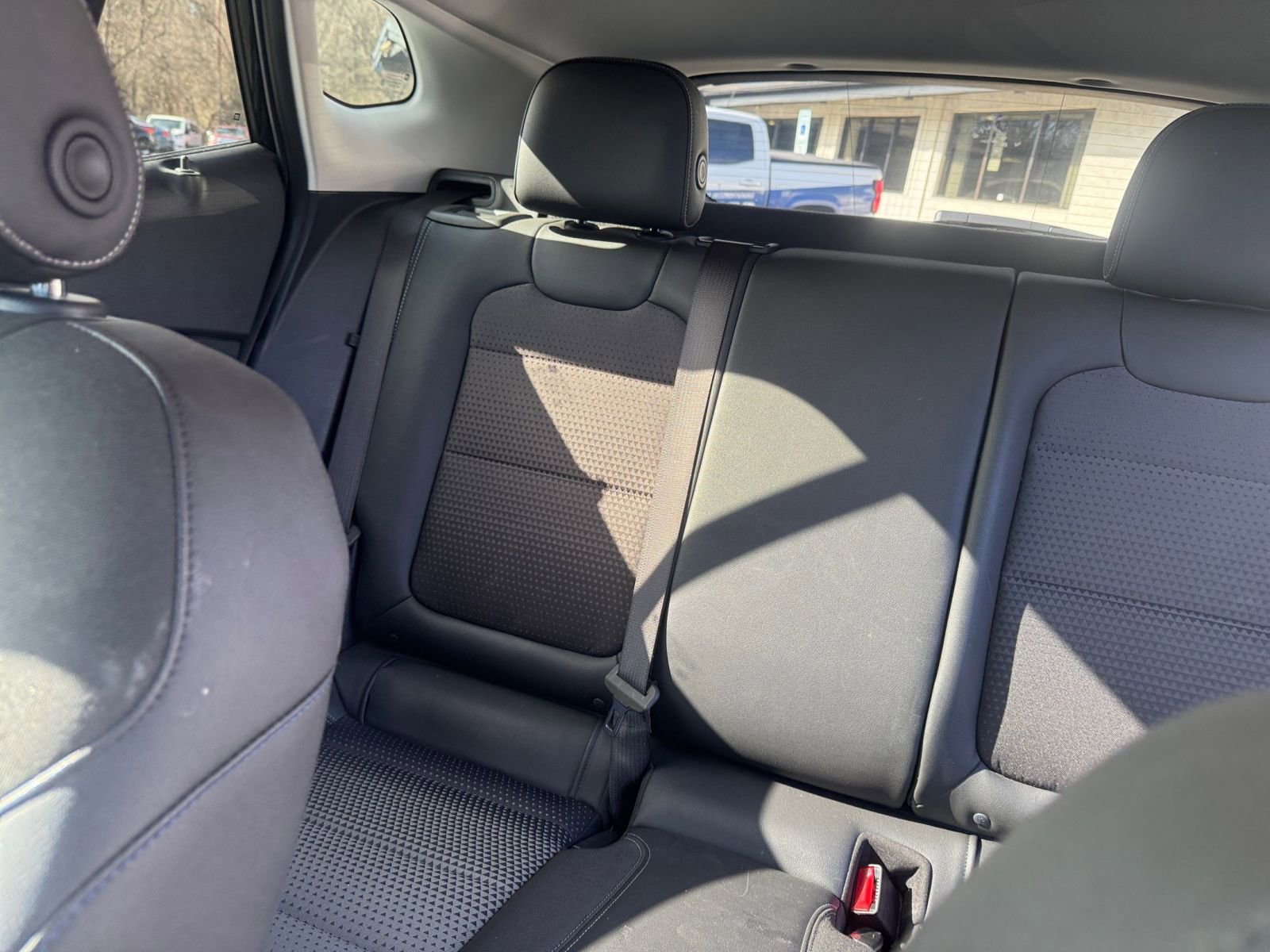 Thumbnail: 2025 Chevrolet Trax - 33