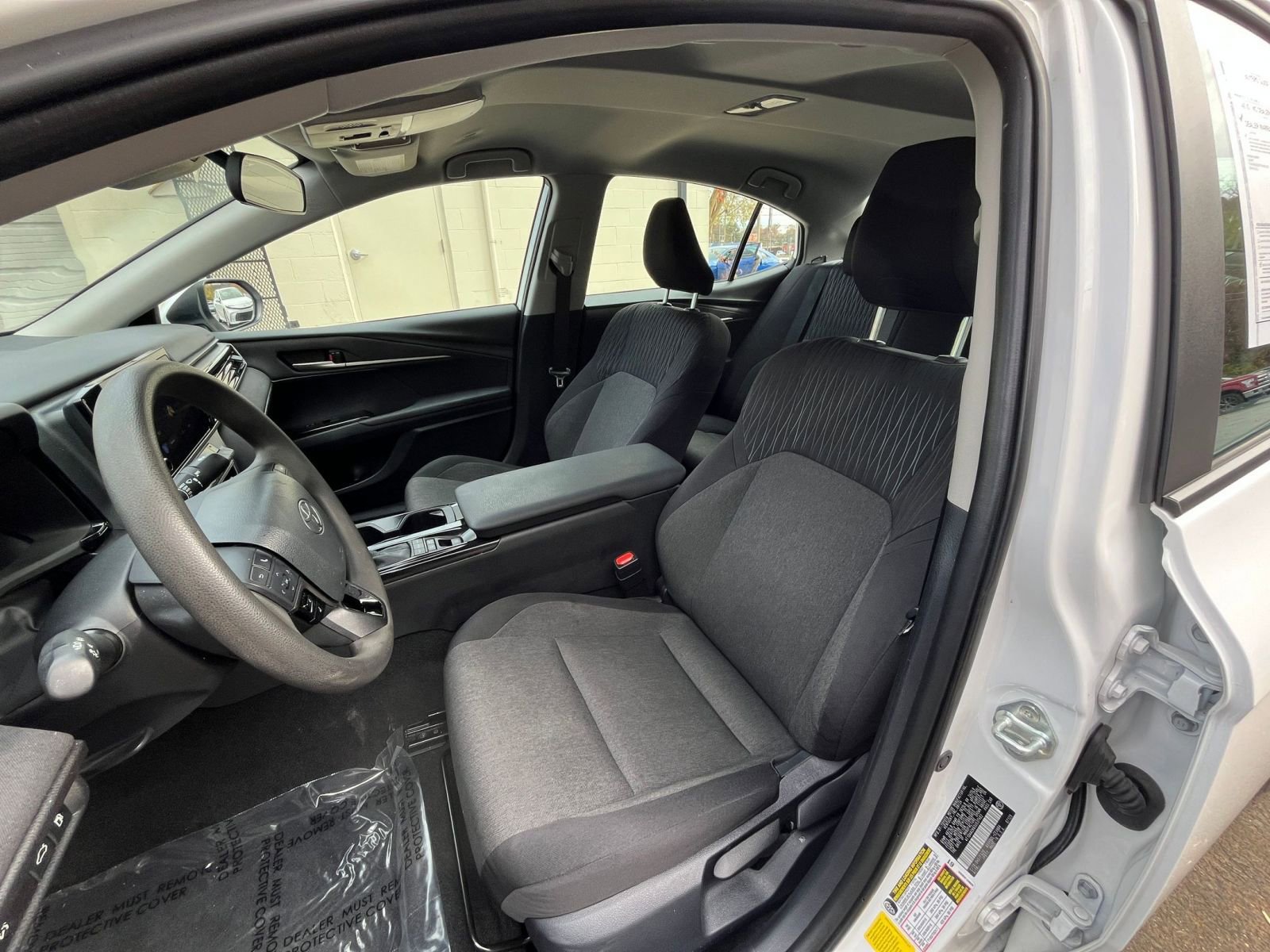 Thumbnail: 2025 Toyota Camry - 31