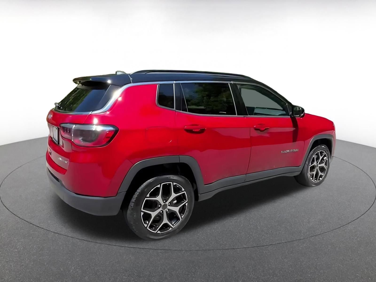 Thumbnail: 2025 Jeep Compass - 15