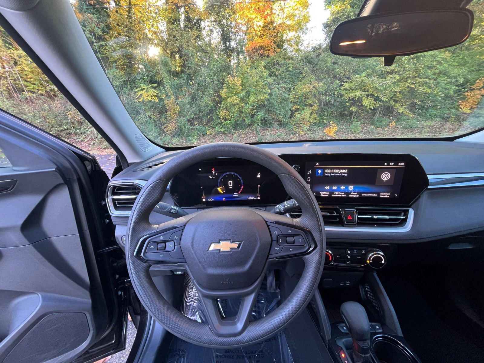 Thumbnail: 2025 Chevrolet TrailBlazer - 30