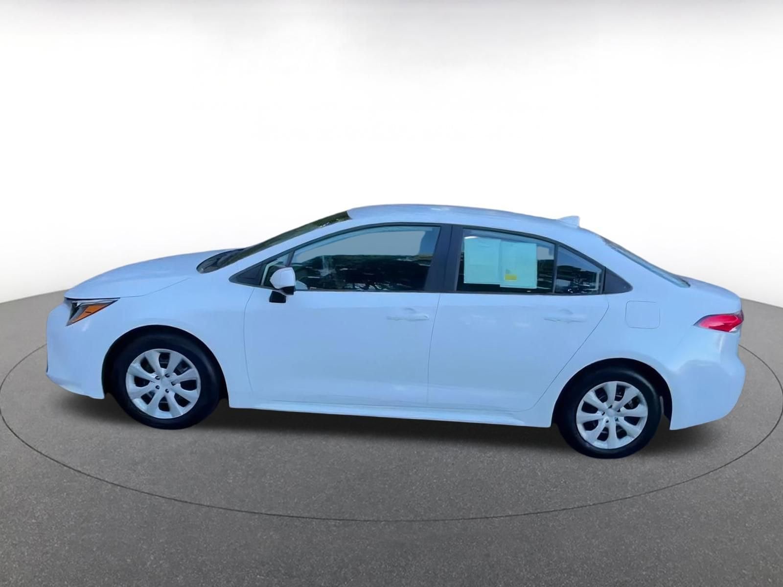 Thumbnail: 2025 Toyota Corolla - 9