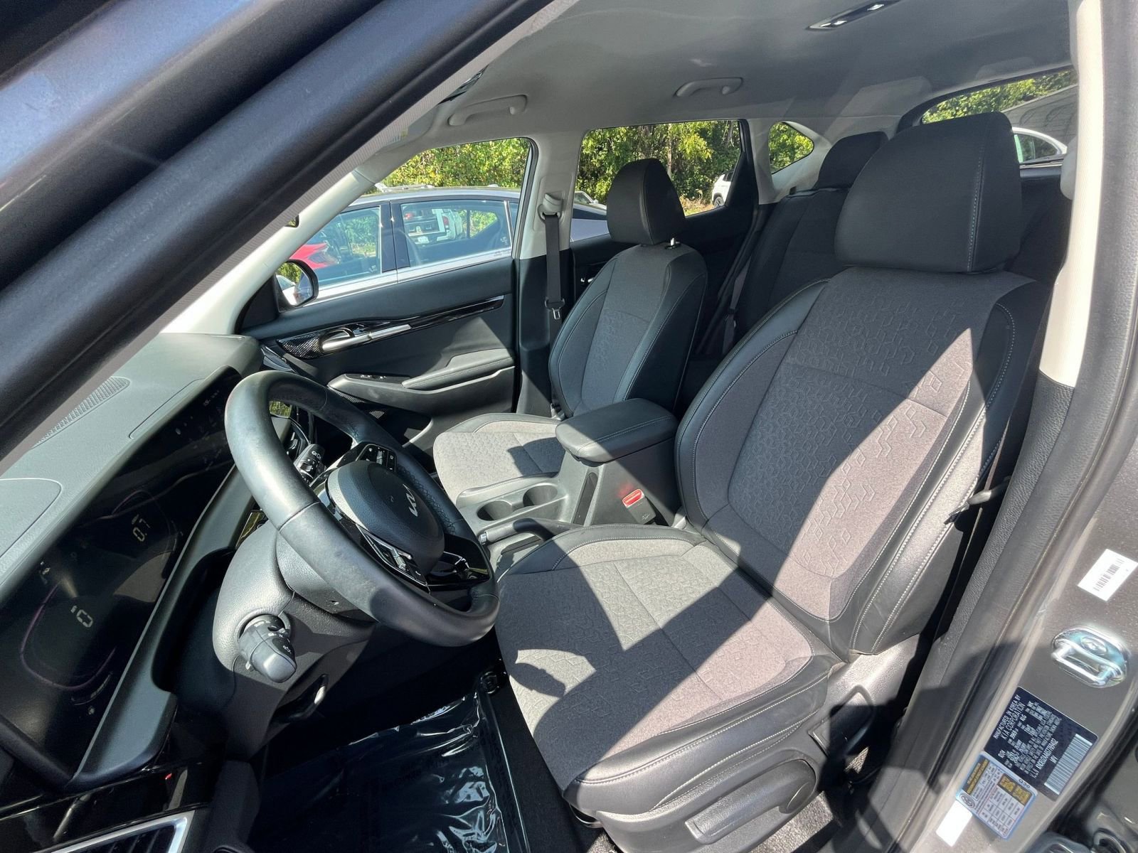 Thumbnail: 2025 Kia Seltos - 32