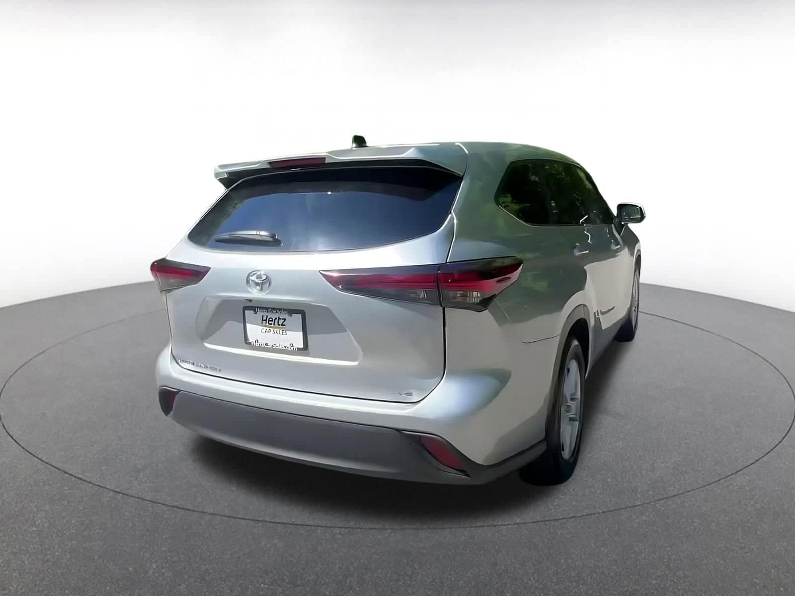 Thumbnail: 2025 Toyota Highlander - 15