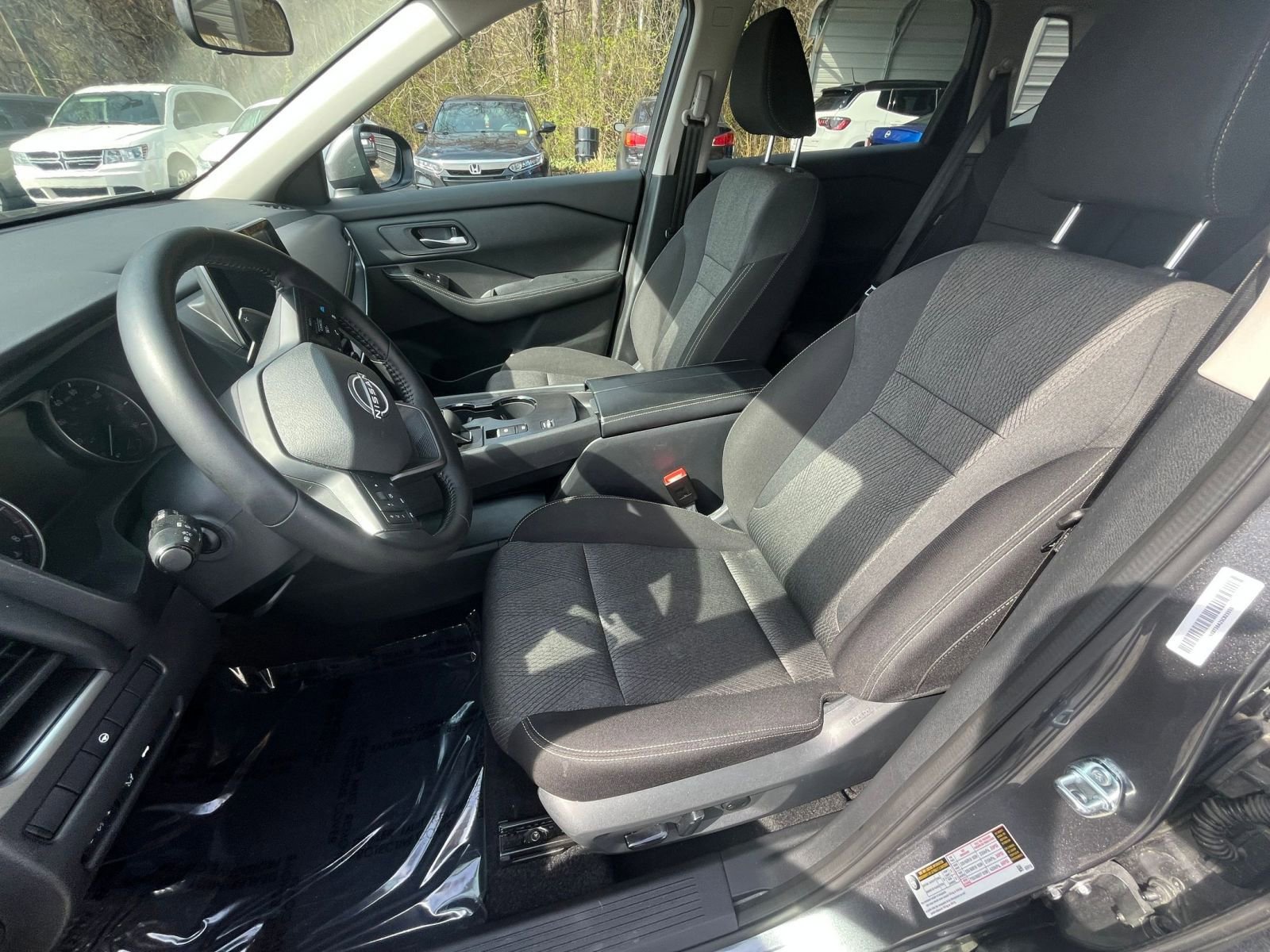 Thumbnail: 2025 Nissan Rogue - 32