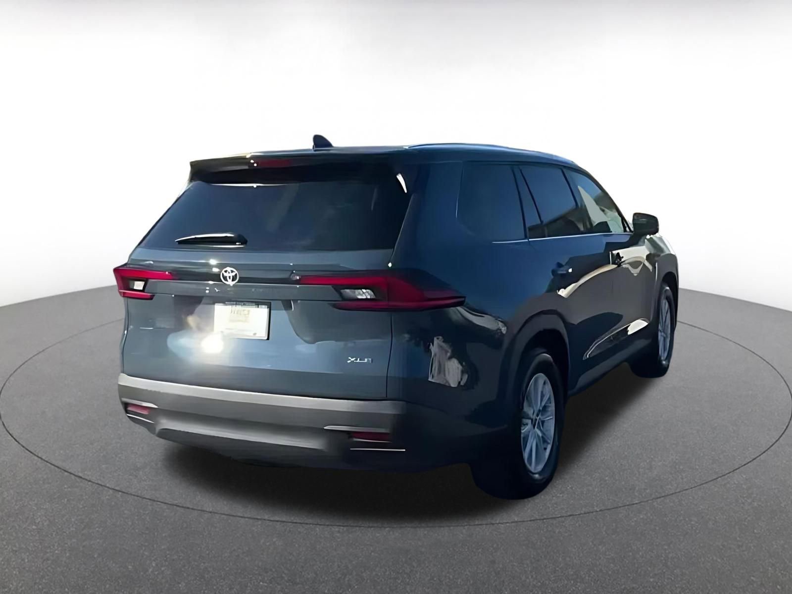 Thumbnail: 2025 Toyota Grand Highlander - 14