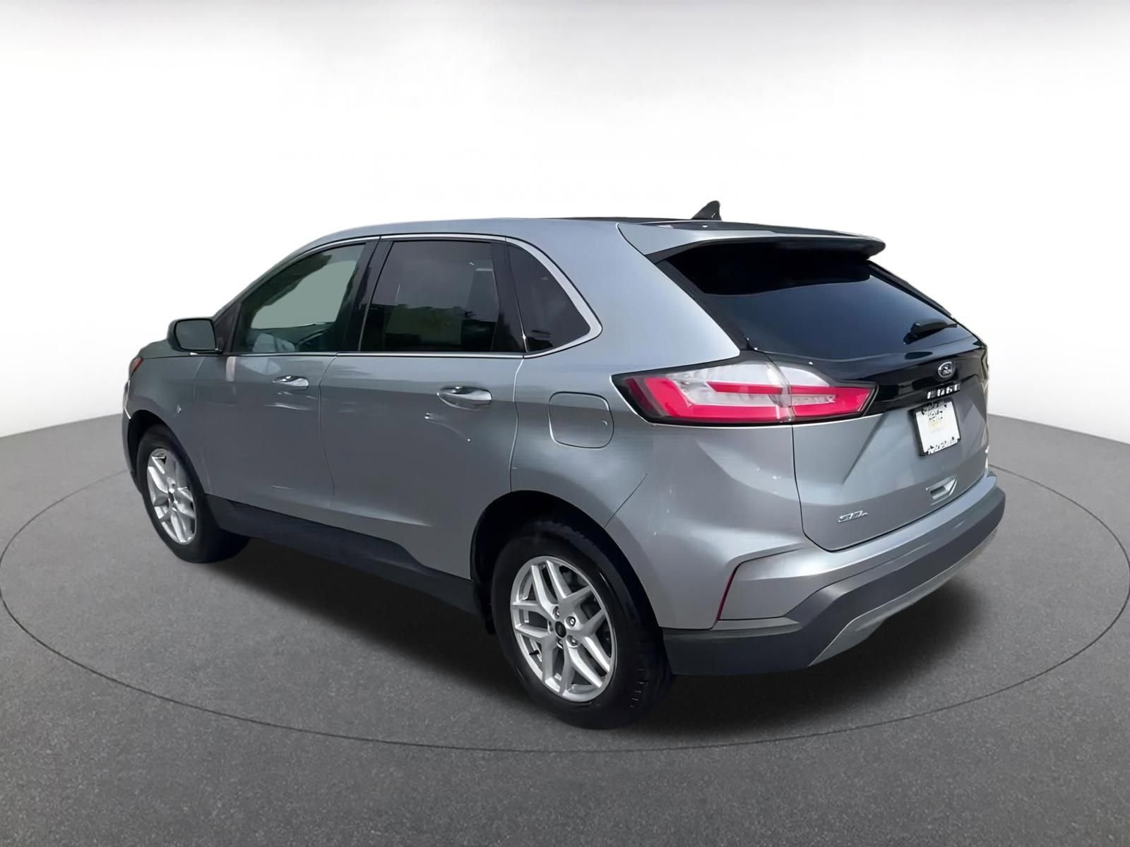 Thumbnail: 2024 Ford Edge - 10