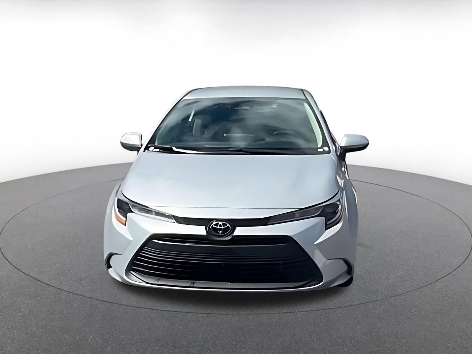 Thumbnail: 2025 Toyota Corolla - 4