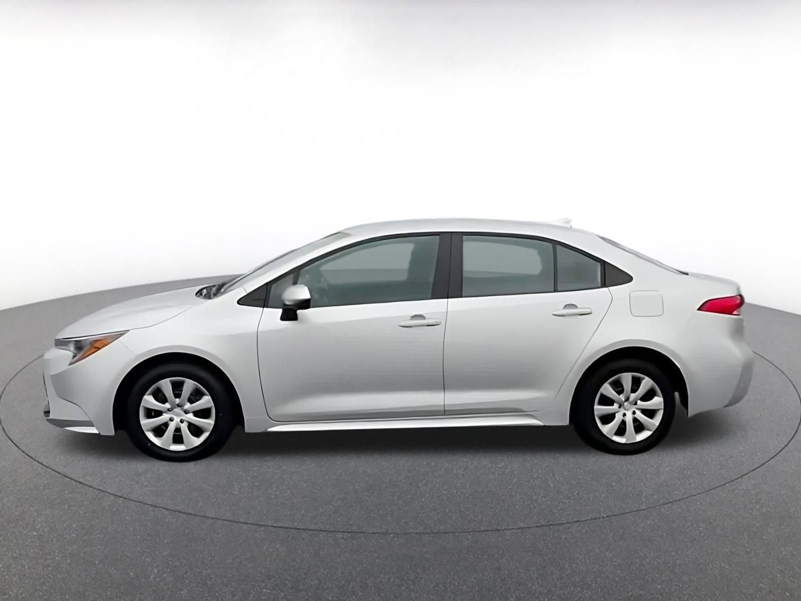 Thumbnail: 2025 Toyota Corolla - 8