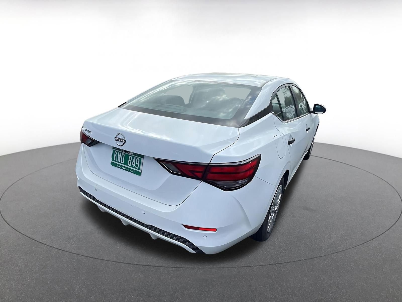 Thumbnail: 2025 Nissan Sentra - 2