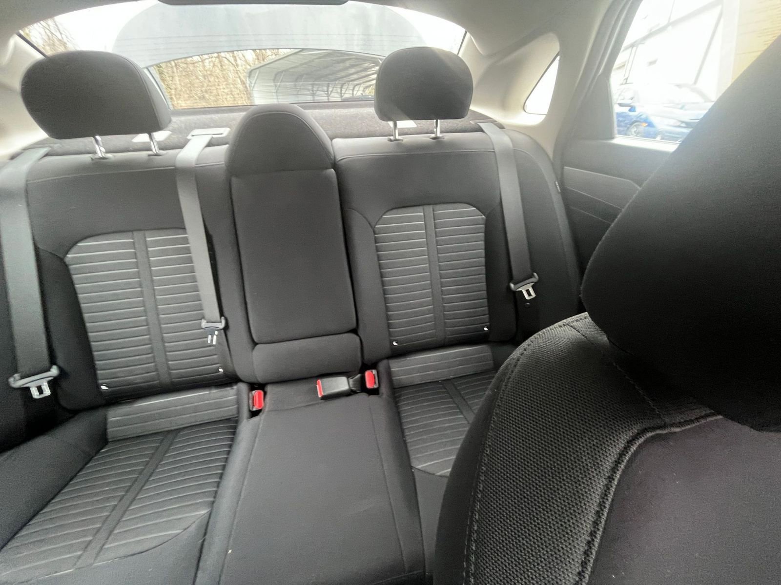 Thumbnail: 2025 Kia K5 - 33