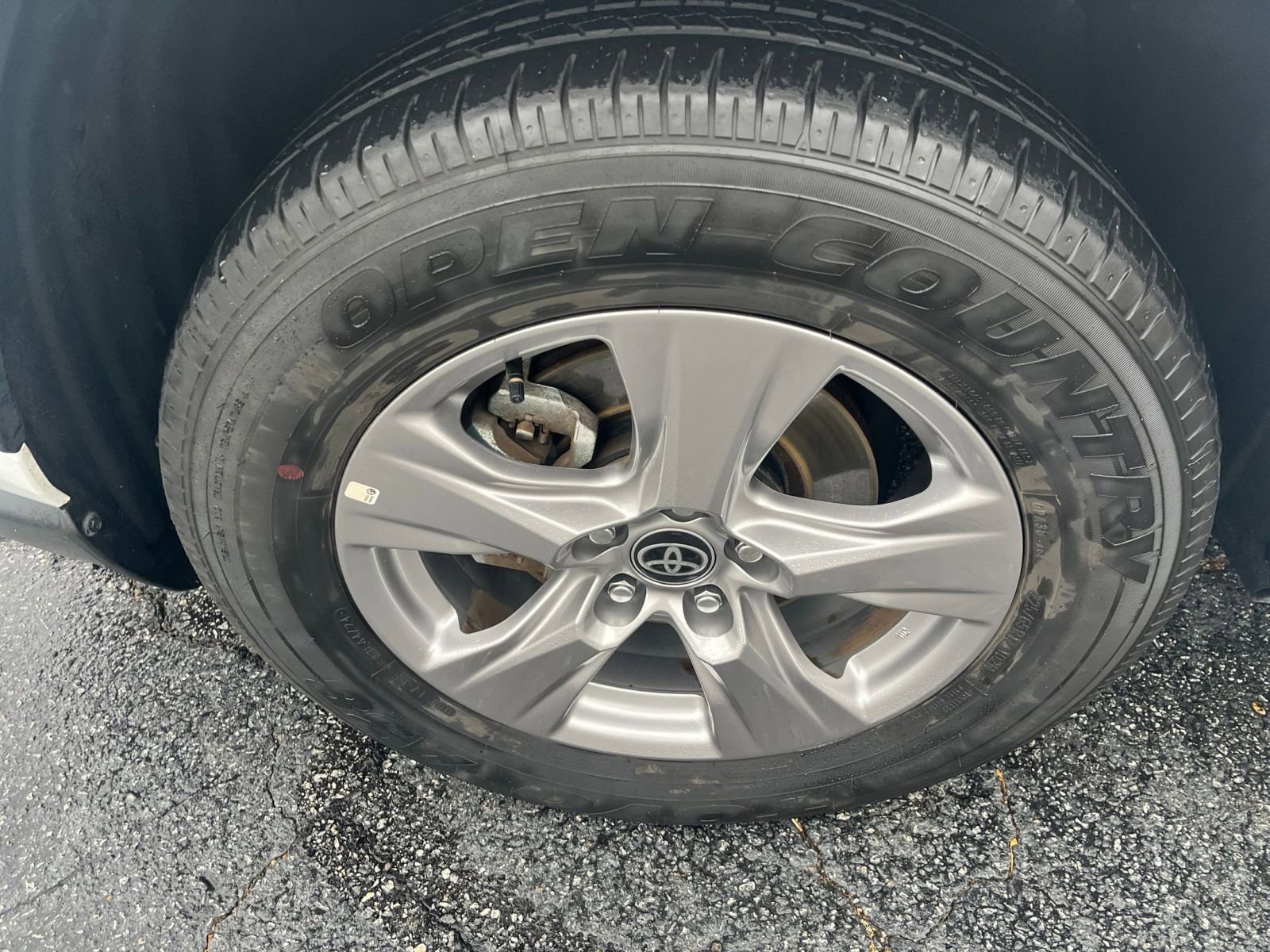 Thumbnail: 2025 Toyota RAV4 - 24