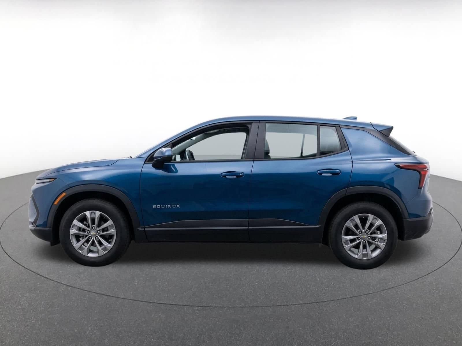 Thumbnail: 2025 Chevrolet Equinox - 4