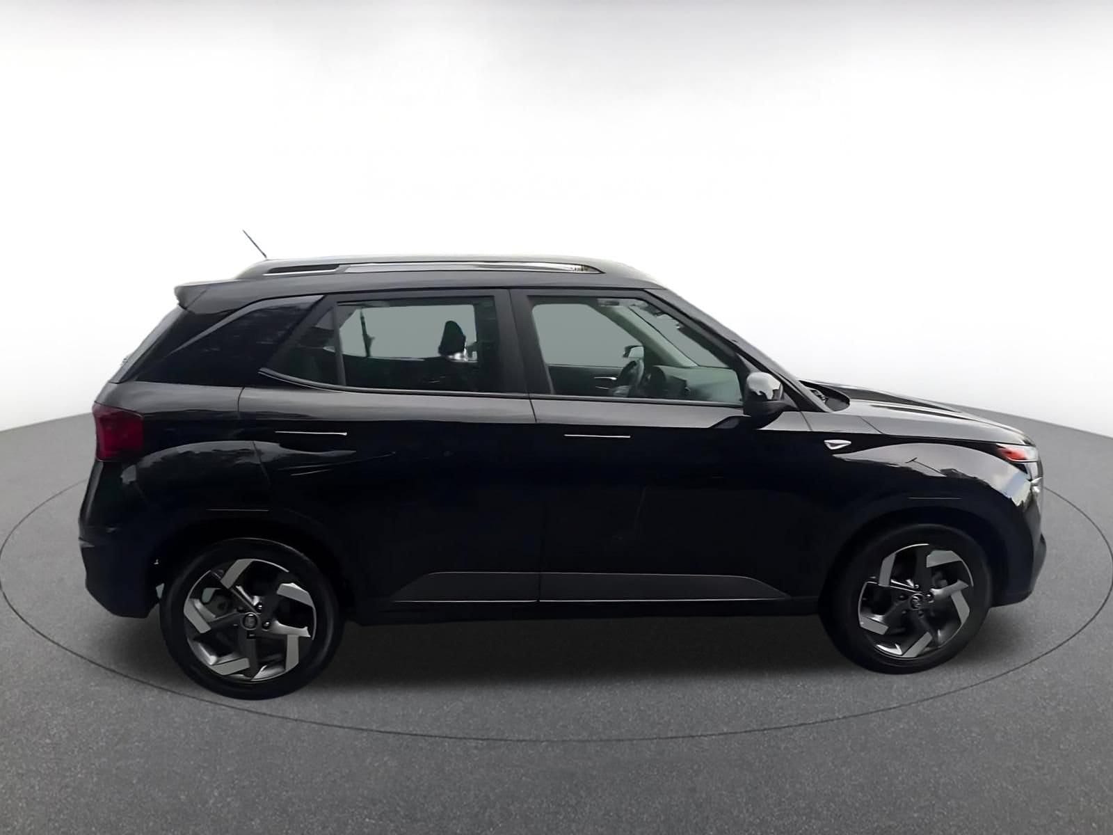 Thumbnail: 2026 Hyundai Venue - 15