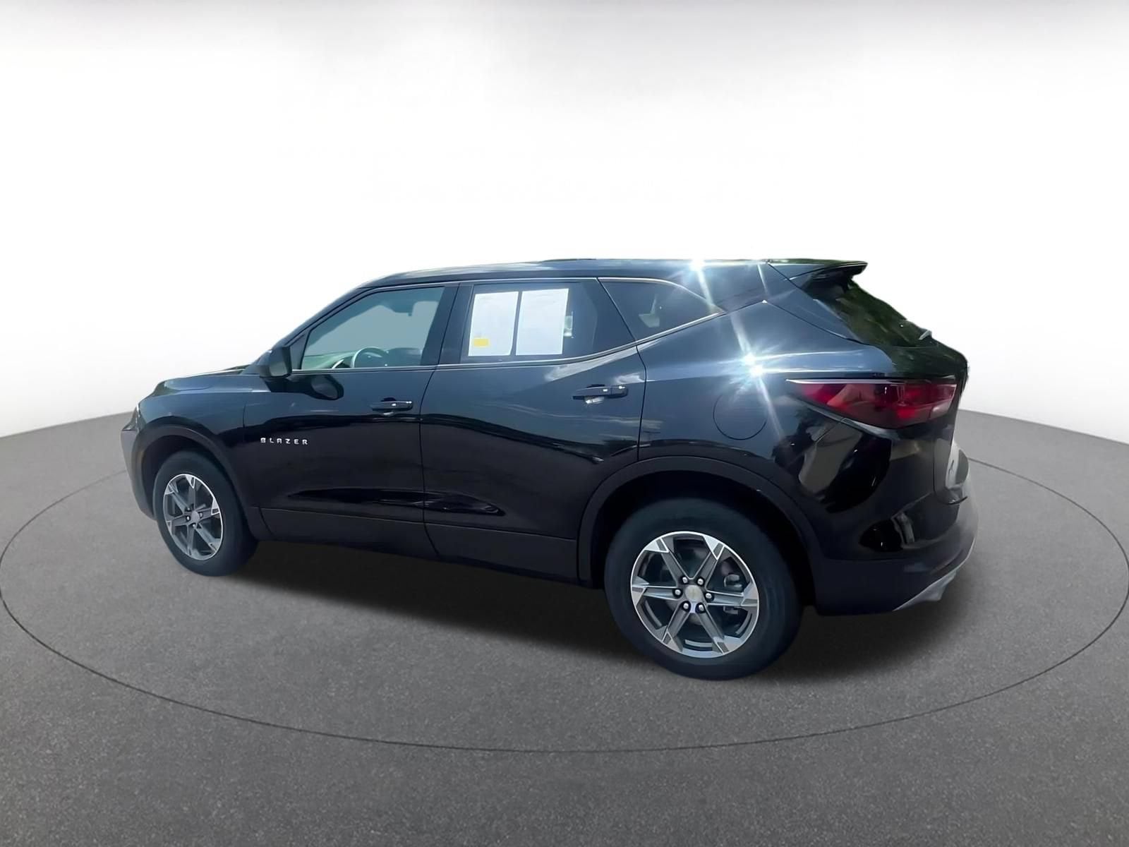 Thumbnail: 2026 Chevrolet Blazer - 9