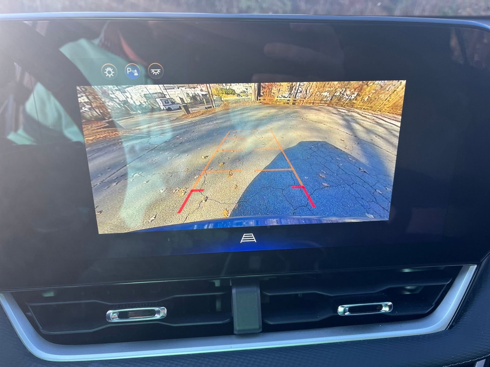 Thumbnail: 2025 Chevrolet Equinox - 17