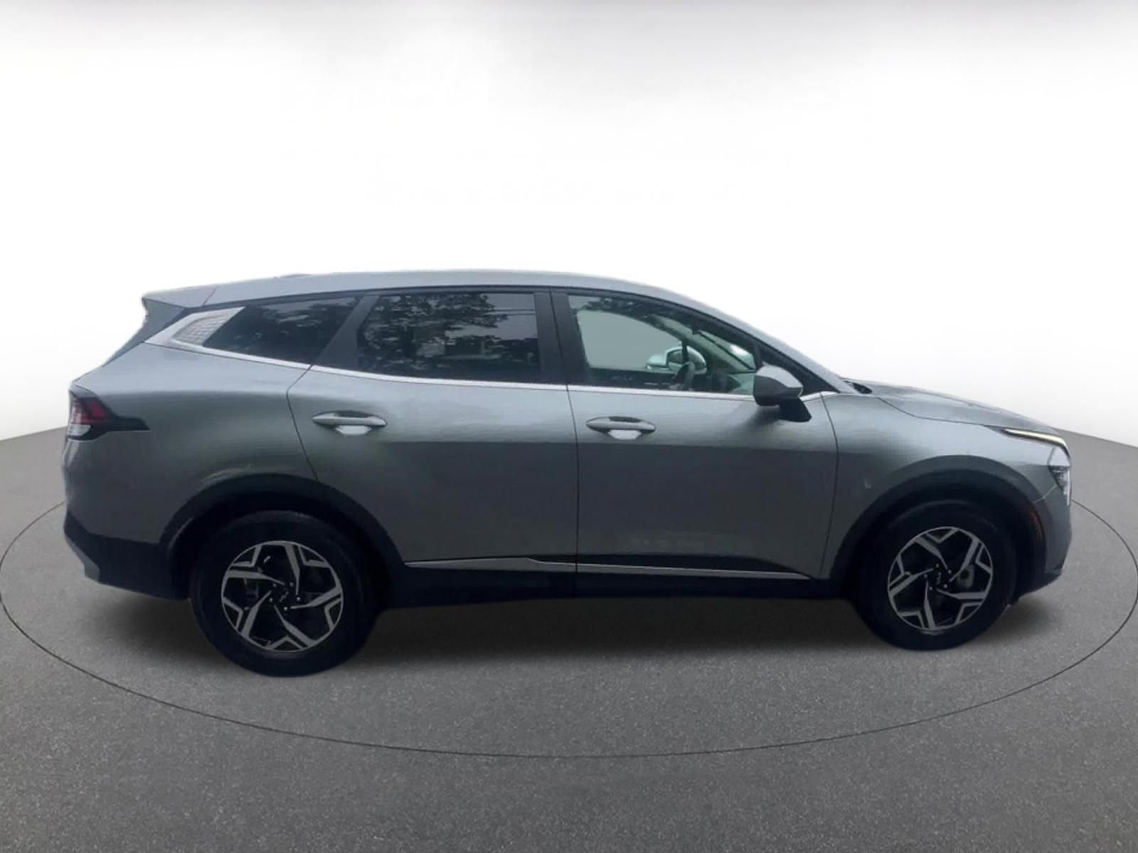 Thumbnail: 2025 Kia Sportage - 16