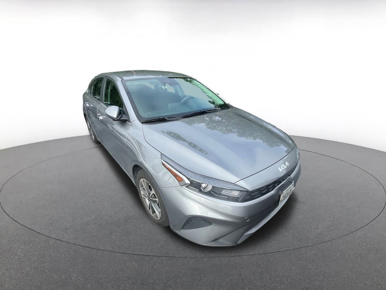 Thumbnail: 2024 Kia Forte - 2