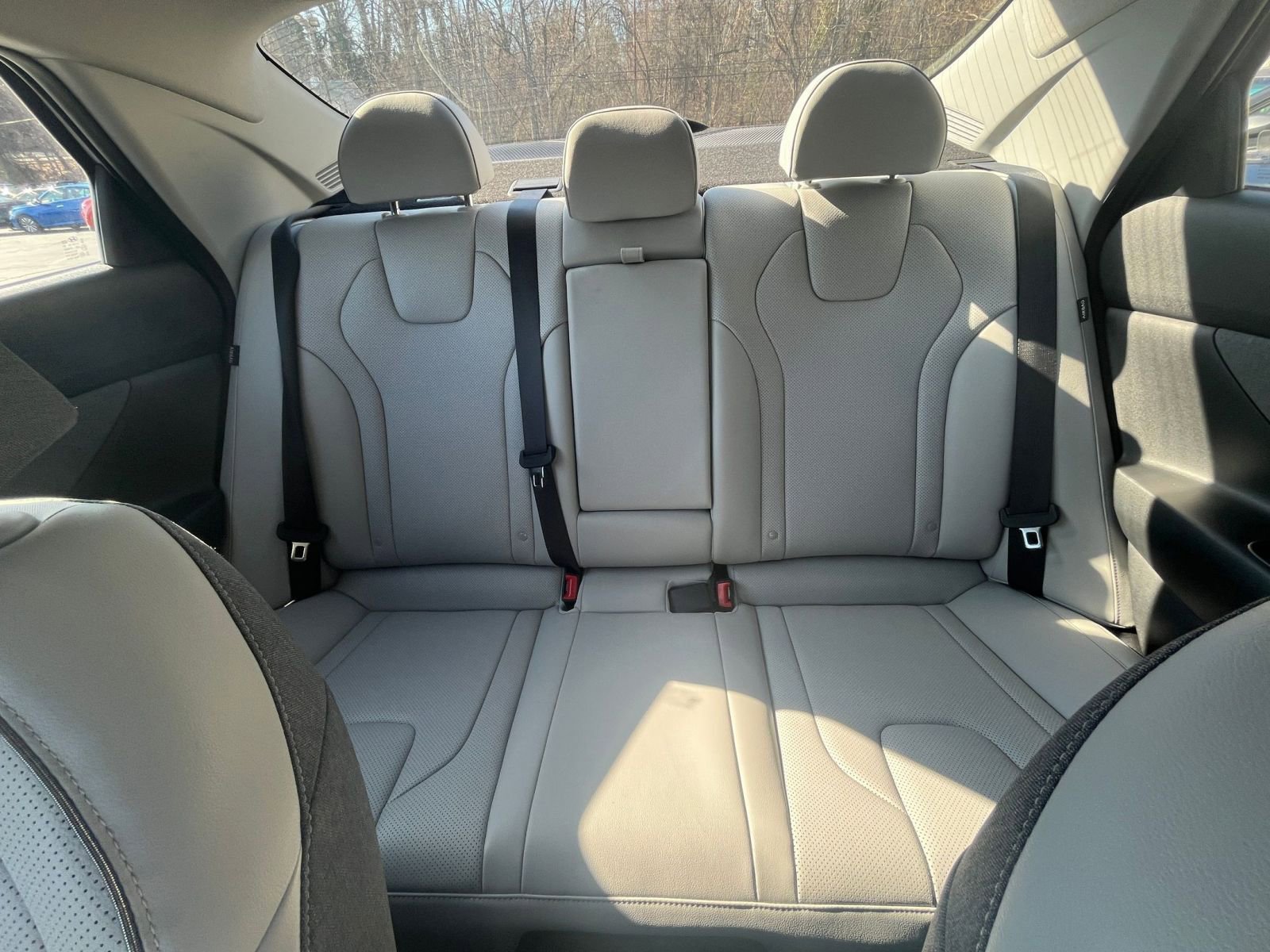 Thumbnail: 2025 Hyundai Elantra - 33