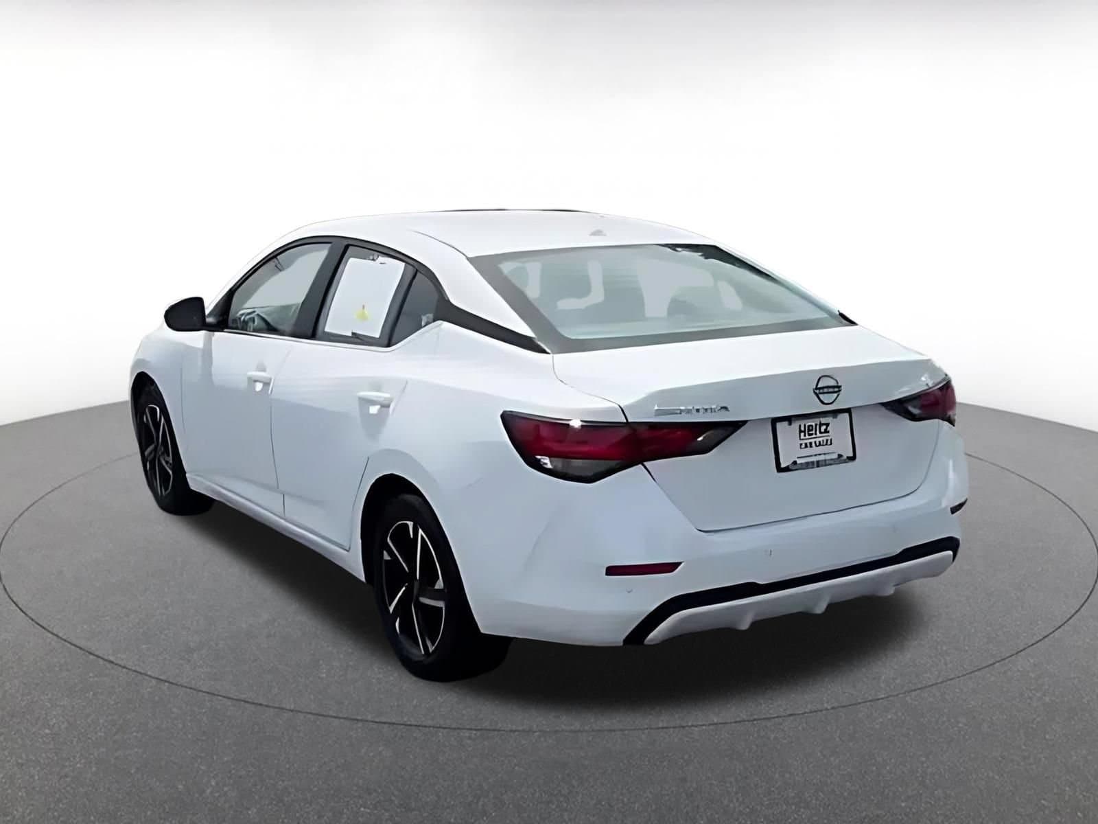 Thumbnail: 2025 Nissan Sentra - 11