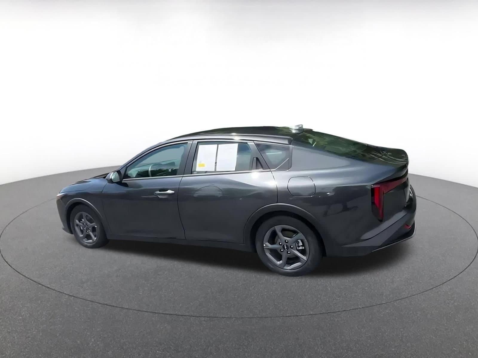Thumbnail: 2026 Kia K4 - 10
