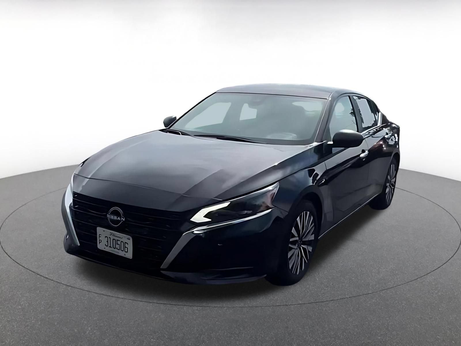 Thumbnail: 2025 Nissan Altima - 7