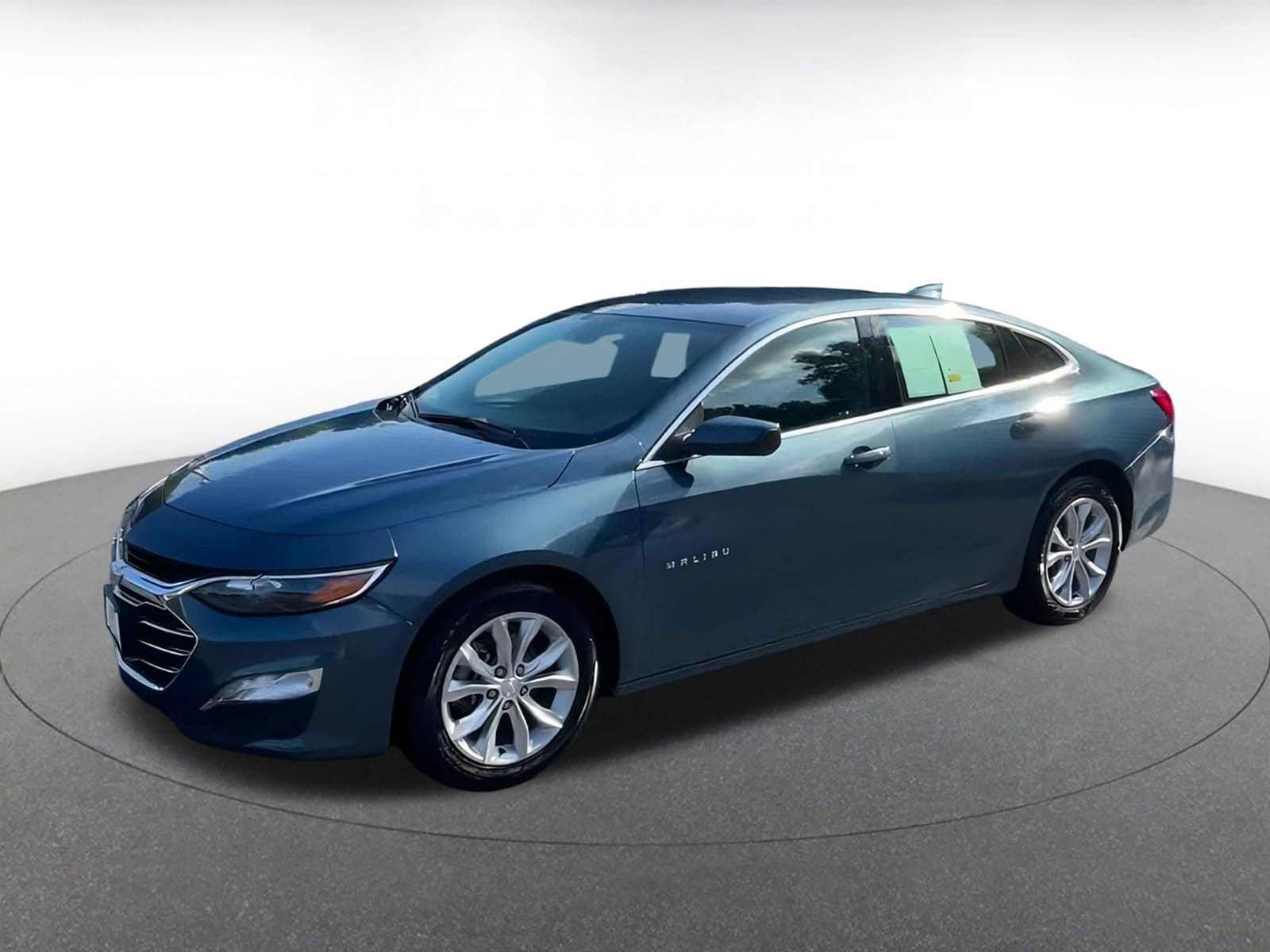 Thumbnail: 2024 Chevrolet Malibu - 7