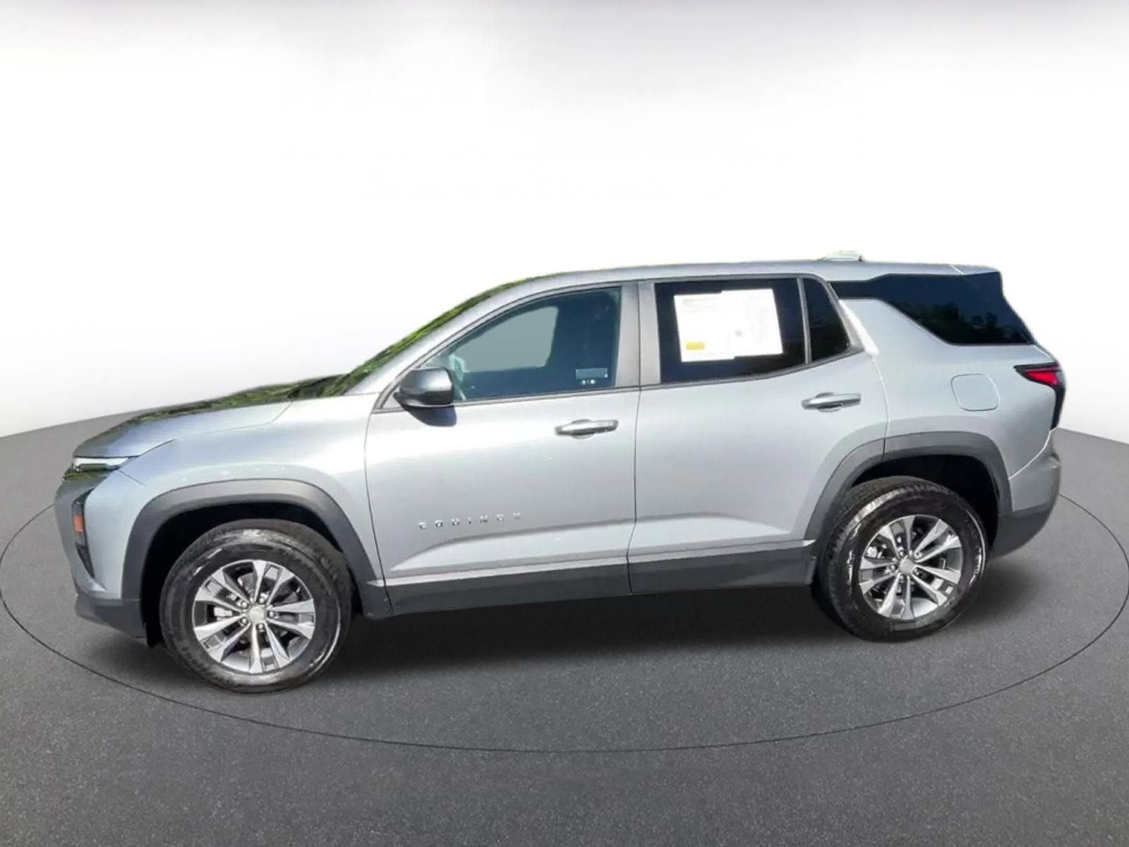 Thumbnail: 2025 Chevrolet Equinox - 9