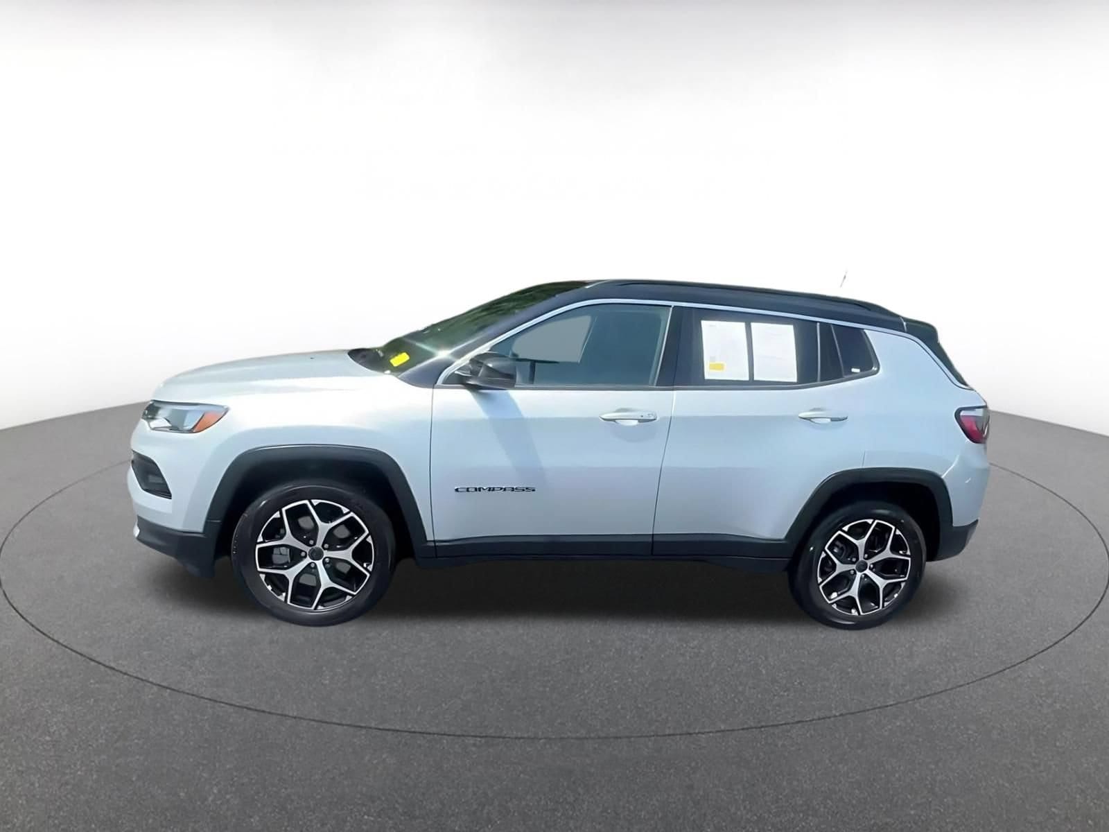 Thumbnail: 2025 Jeep Compass - 8