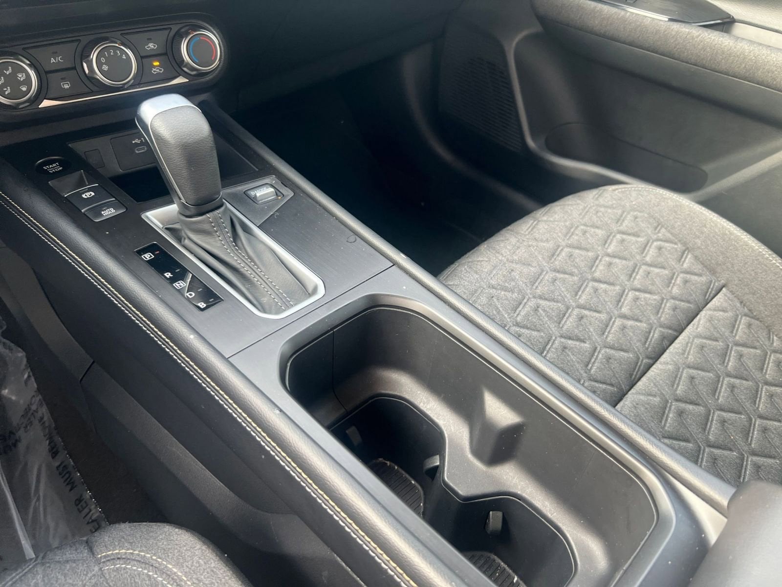 Thumbnail: 2025 Nissan Kicks - 35