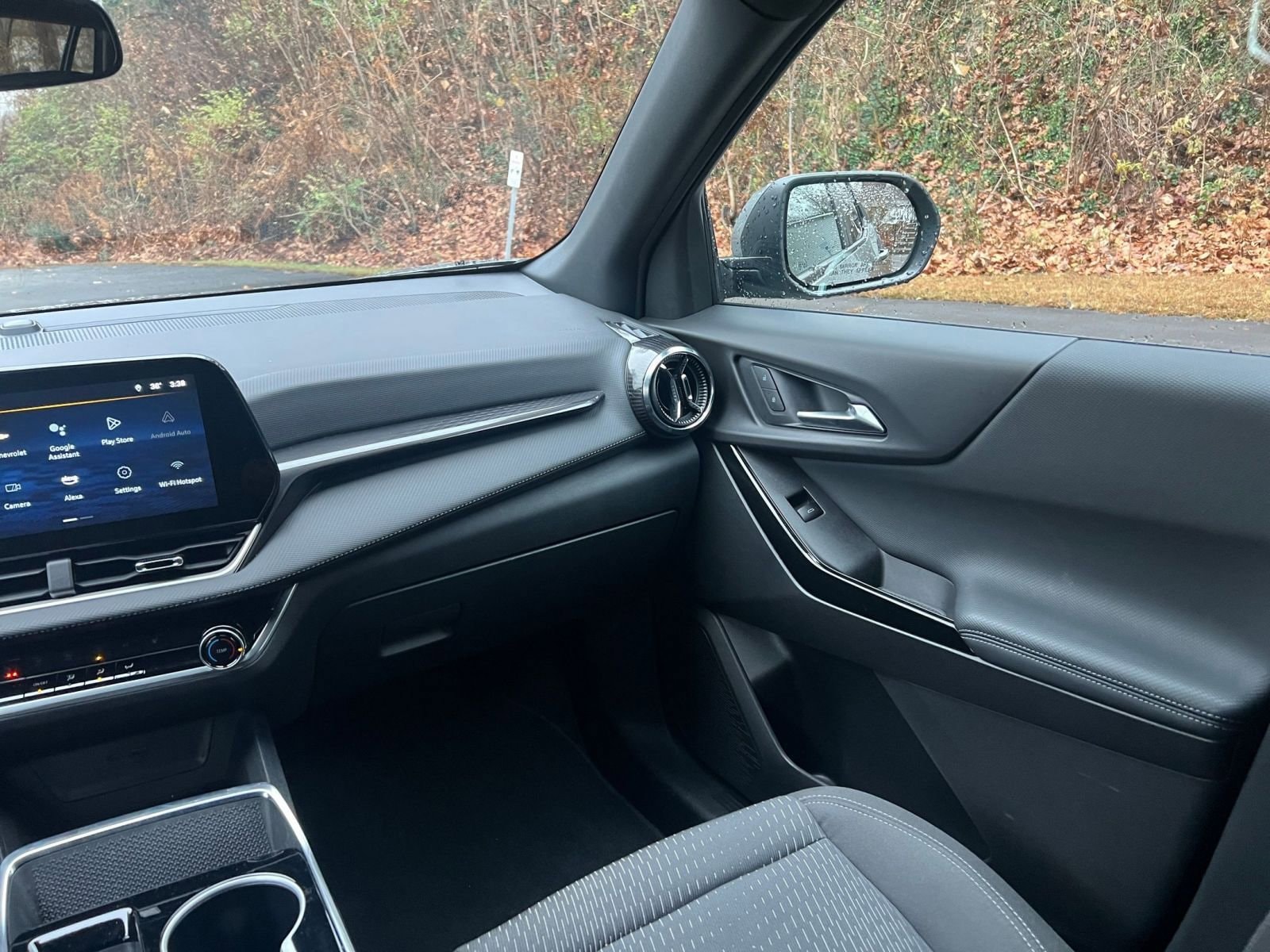 Thumbnail: 2025 Chevrolet Equinox - 30