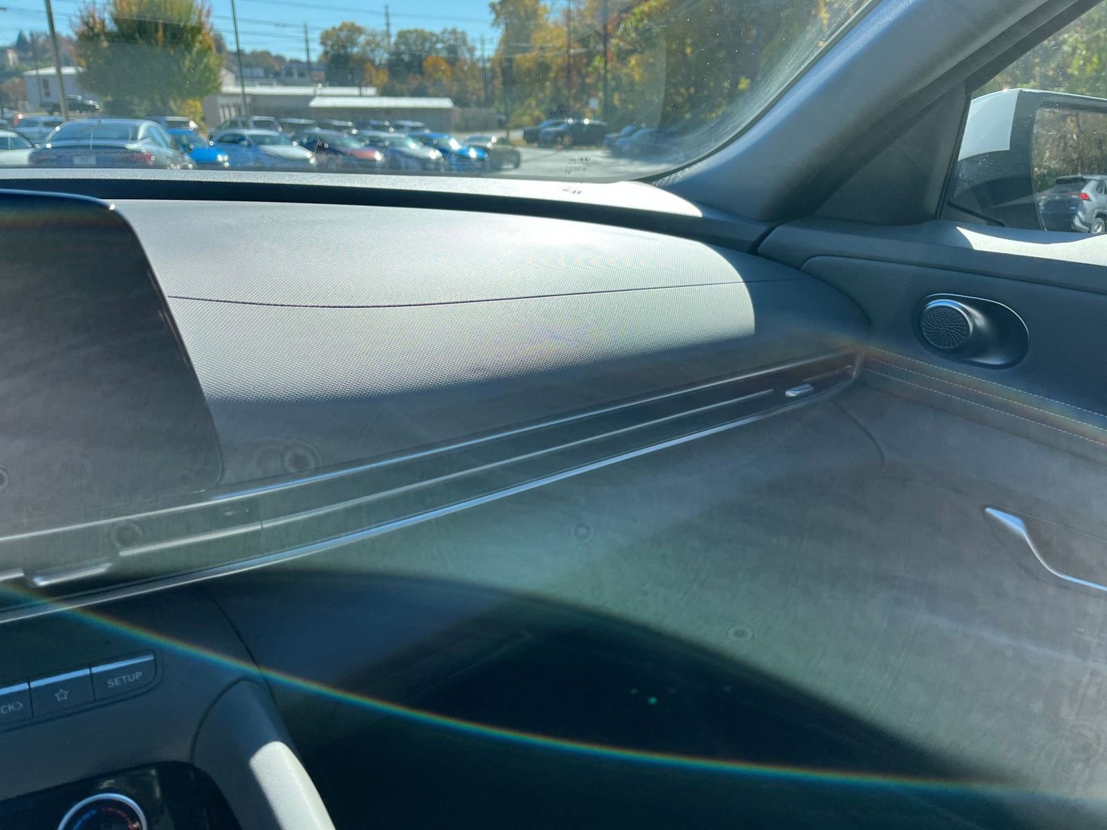 Thumbnail: 2025 Hyundai Elantra - 30