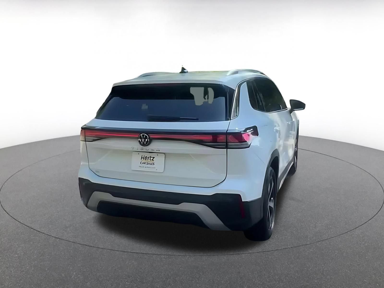 Thumbnail: 2026 Volkswagen Tiguan - 13