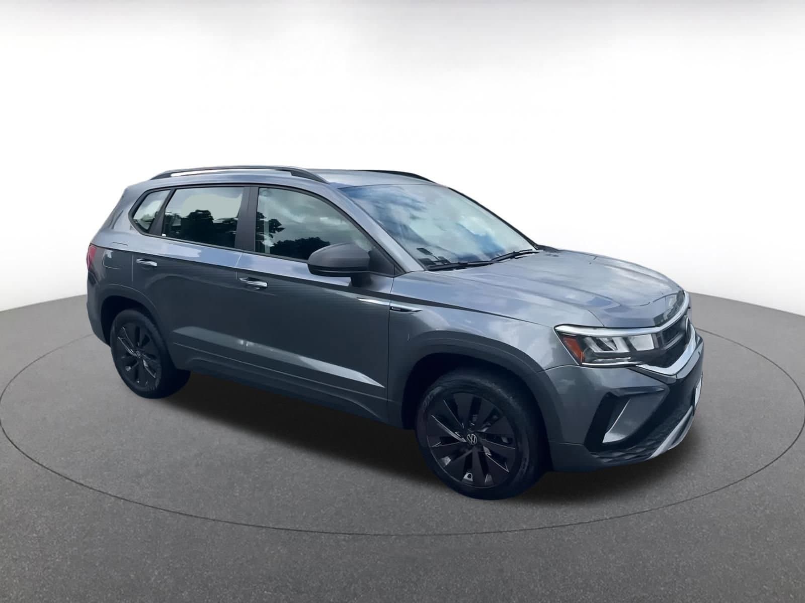Thumbnail: 2024 Volkswagen Taos - 2