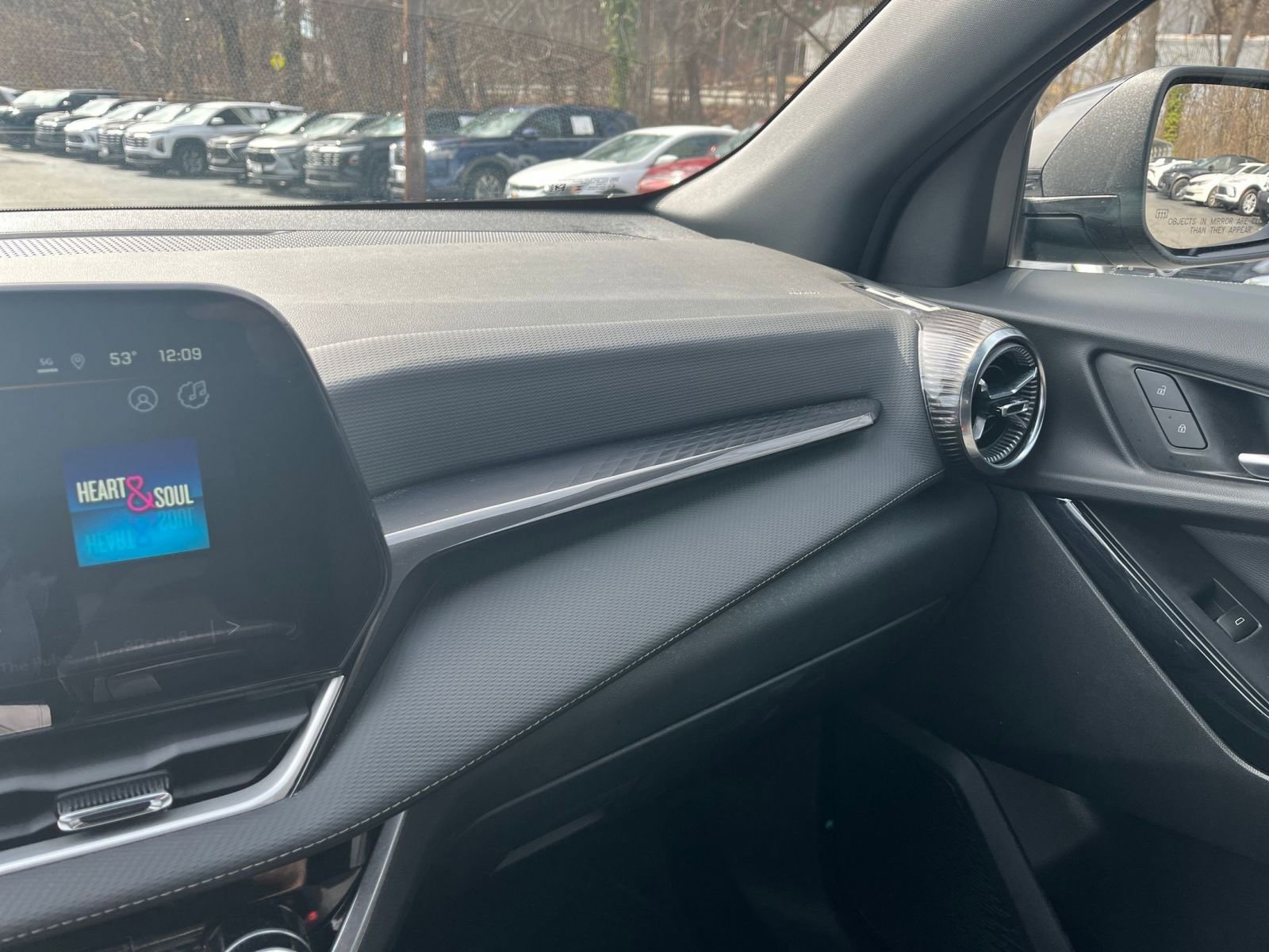 Thumbnail: 2025 Chevrolet Equinox - 30