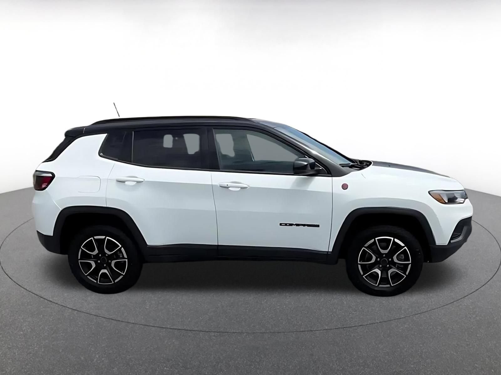 Thumbnail: 2025 Jeep Compass - 12