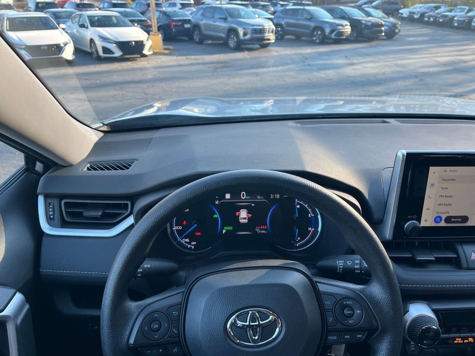 Thumbnail: 2025 Toyota RAV4 - 16