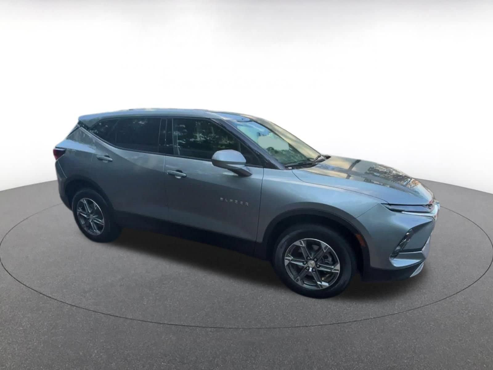 Thumbnail: 2026 Chevrolet Blazer - 2