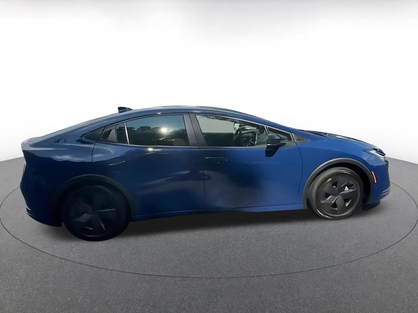 Thumbnail: 2025 Toyota Prius - 16