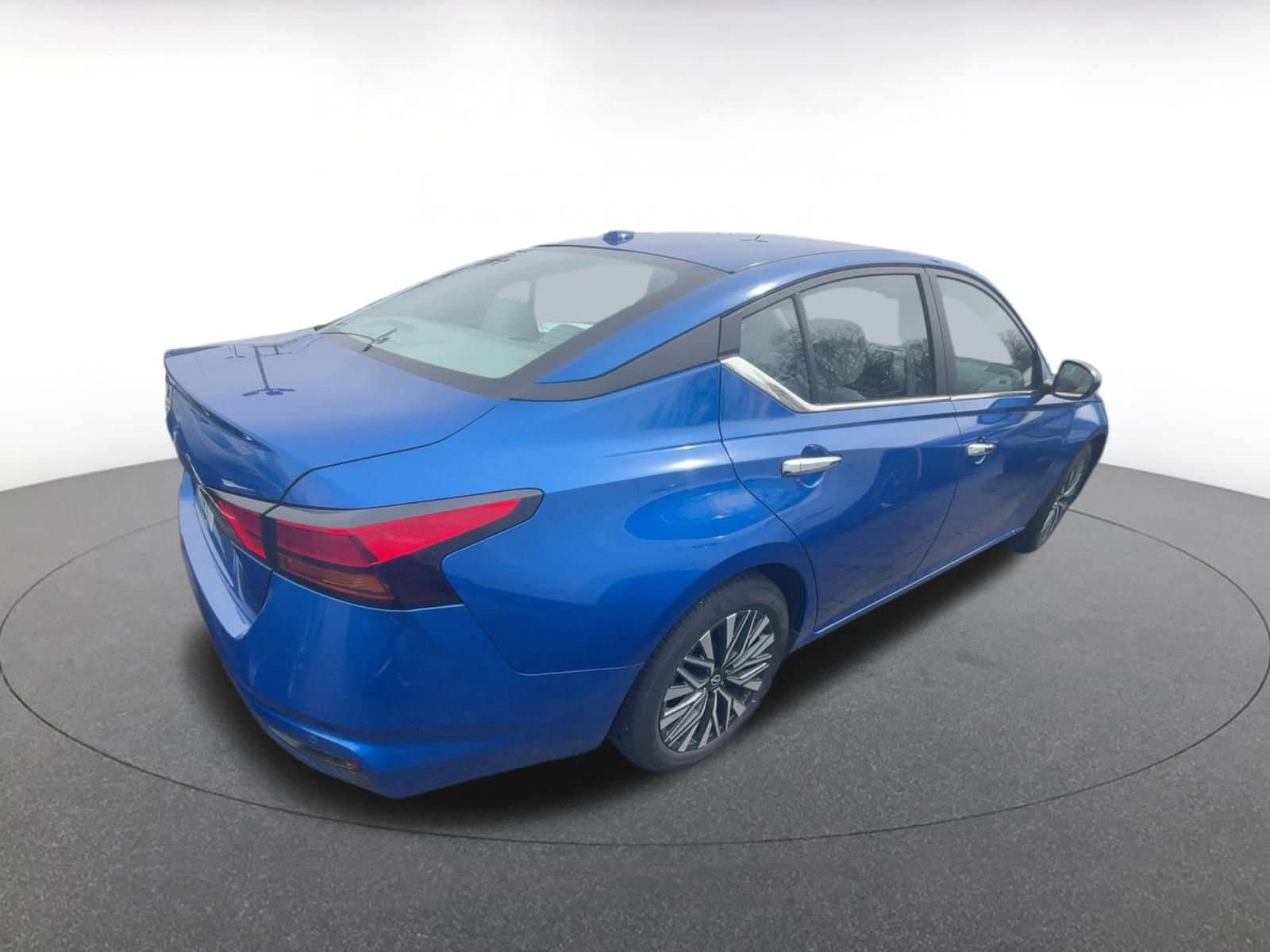 Thumbnail: 2025 Nissan Altima - 4